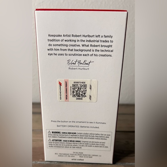 Hallmark 2023 NEW 1956 Dodge Fire Engine #21 Fire Brigade Christmas Ornament - Picture 11 of 11